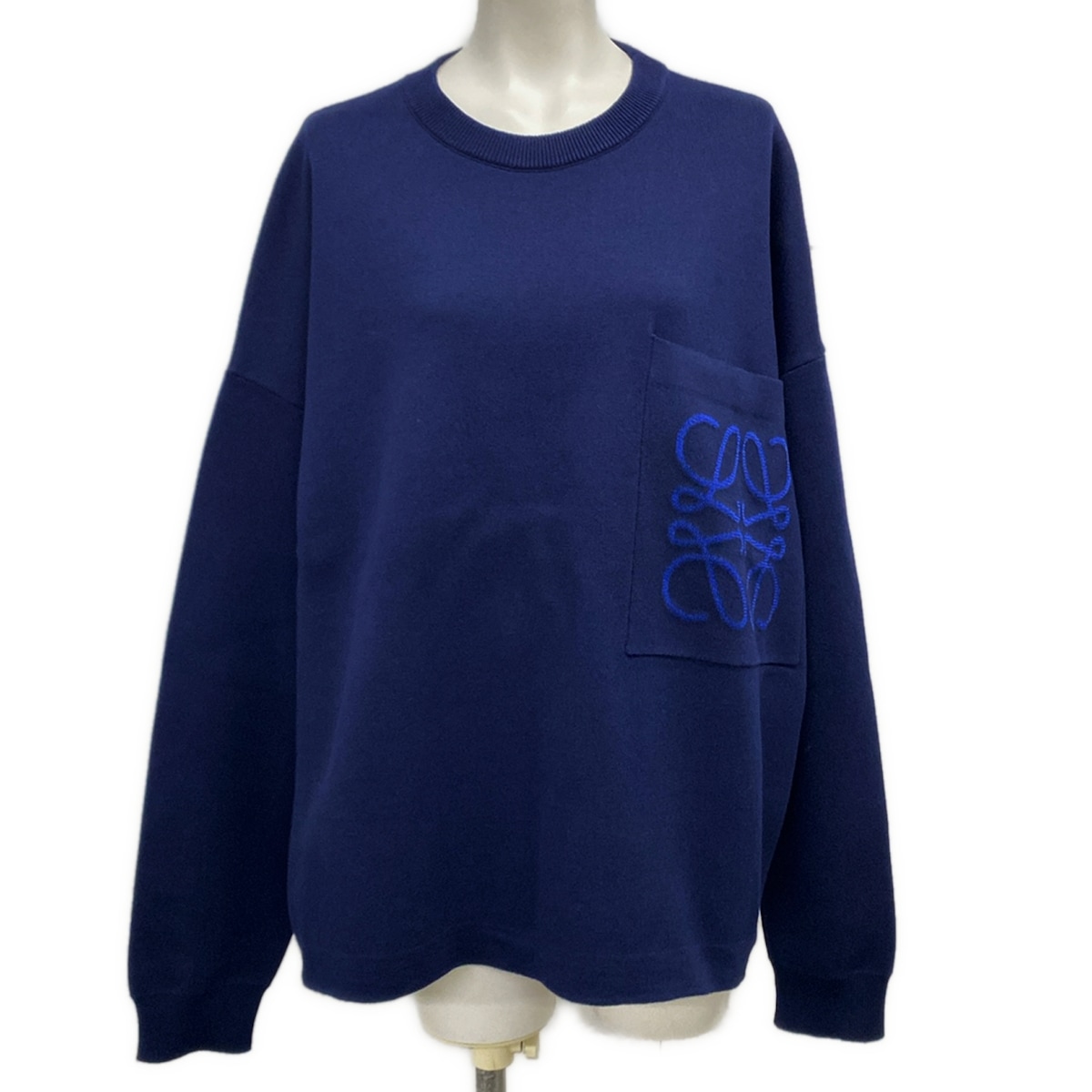 【中古】LOEWE(ロエベ) アナグラム ポケット セーター 長袖セーター クルーネック ダークネイビー コットン|ブランディア 店