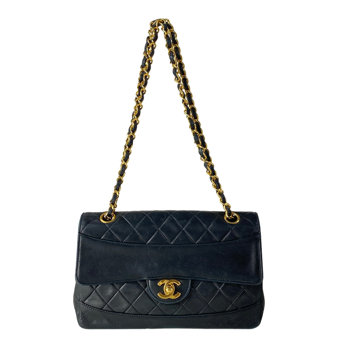 【中古】CHANEL(シャネル) シングルフラップマトラッセ ショルダーバッグ ゴールド金具/チェーン店肩先 黒 子ヒツジひと肌 ショルダーバッグ・メッセンジャーバッグ-レディースバッグ