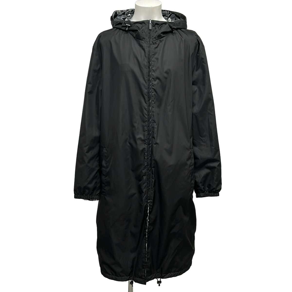 【中古】FENDI(フェンディ) 厚地の外套 長袖/リヴァーシブル/バッグバグズ/異類異形/春/秋 黒