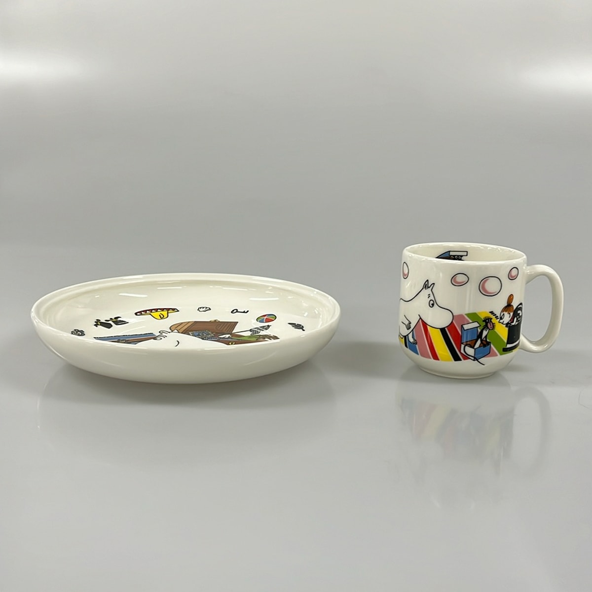 【中古】ARABIA(アラビア) 食器 お皿×1点/カップ×1点/MOOMIN 黒×マルチ×白
