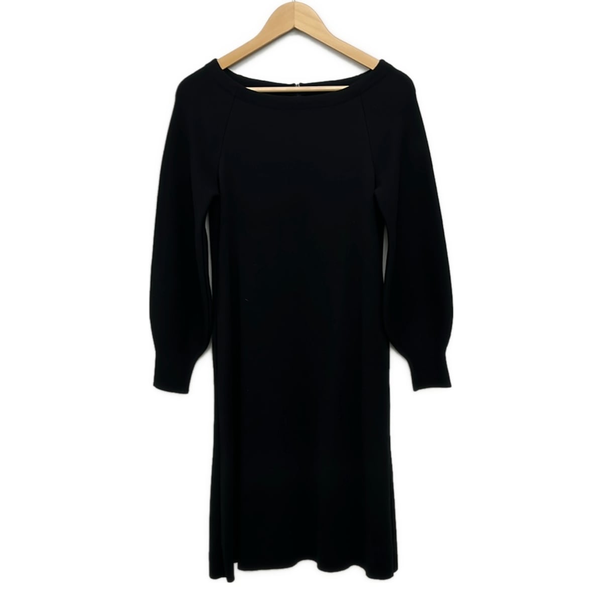 【新着】【中古】FOXEY(フォクシー) ワンピース クルーネック/長袖/ひざ丈/ニット 黒