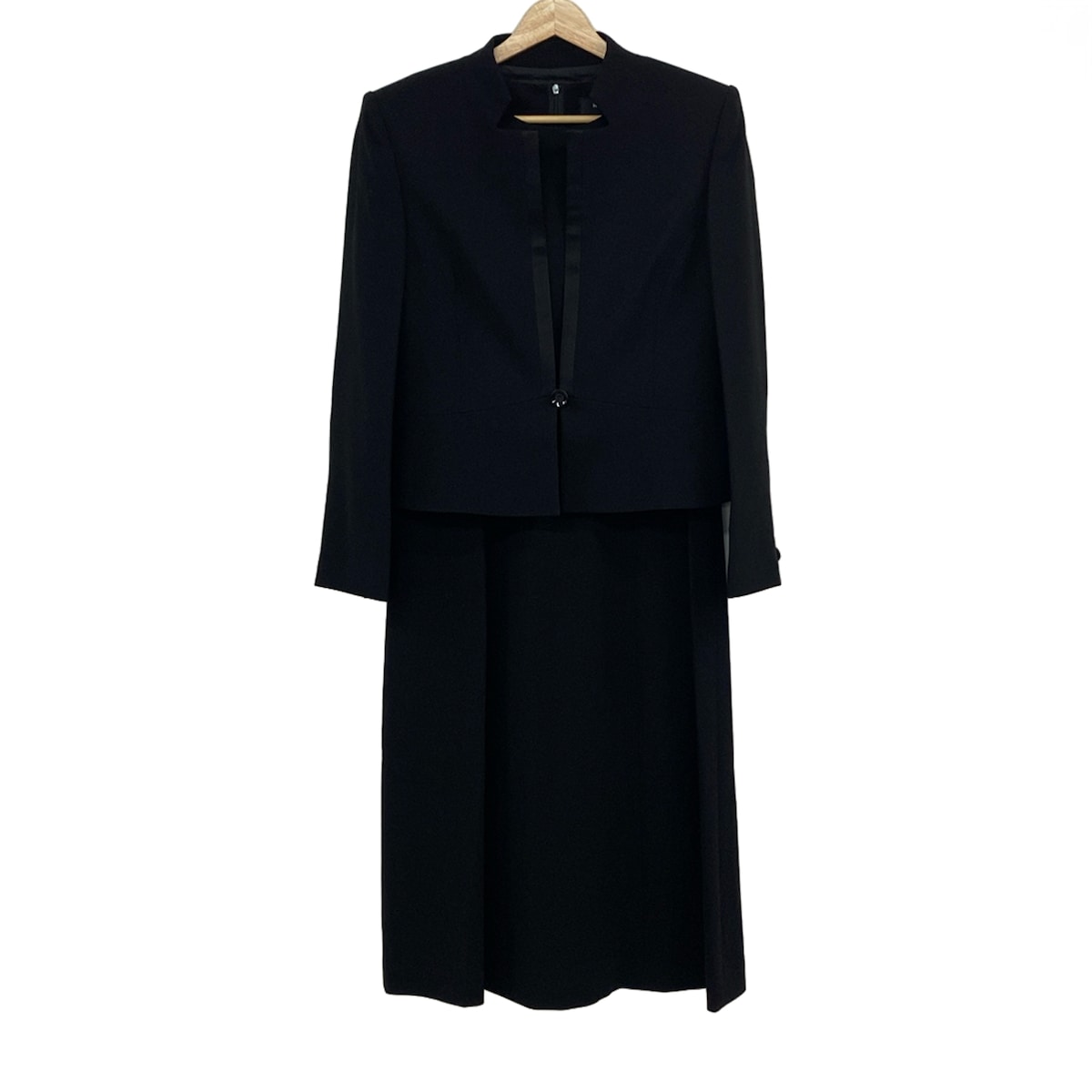 【新着】【中古】GIVENCHY(ジバンシー) ワンピーススーツ HI FORMAL 黒