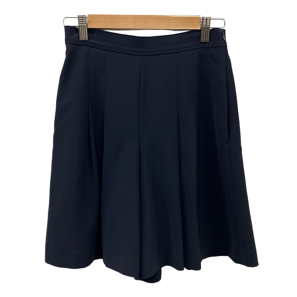 【新着】【中古】FOXEY NEW YORK(フォクシーニューヨーク) ショートパンツ 黒