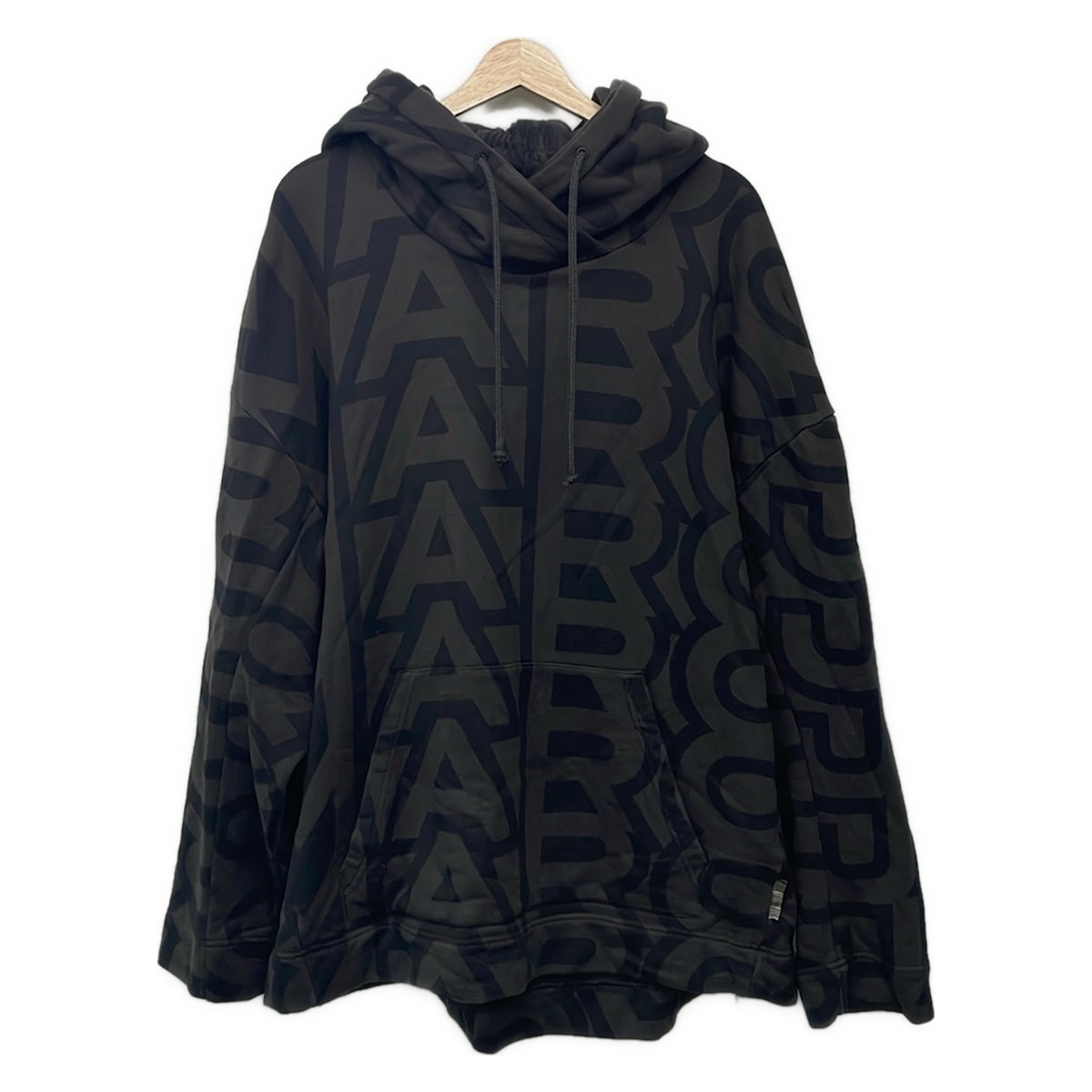 【新着】【中古】MARC JACOBS(マークジェイコブス) モノグラム 厚地の外套大きさ フーディ パーカー 長袖 うす暗い赤銅色×黒