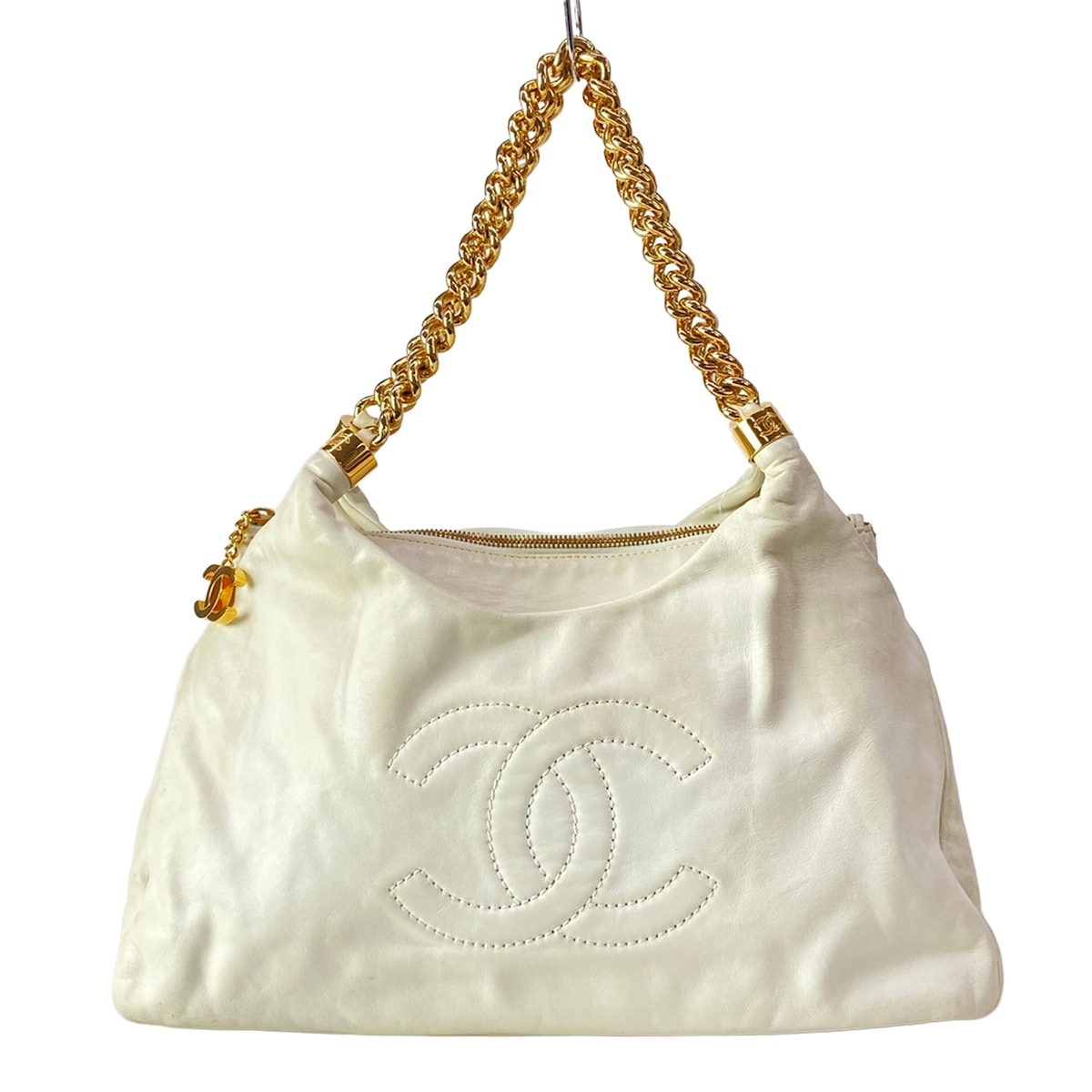 【新着】【中古】CHANEL(シャネル) ショルダーバッグ ゴールド金具/チェーン店肩肉/ココマーク 象牙色 子ヒツジひと肌