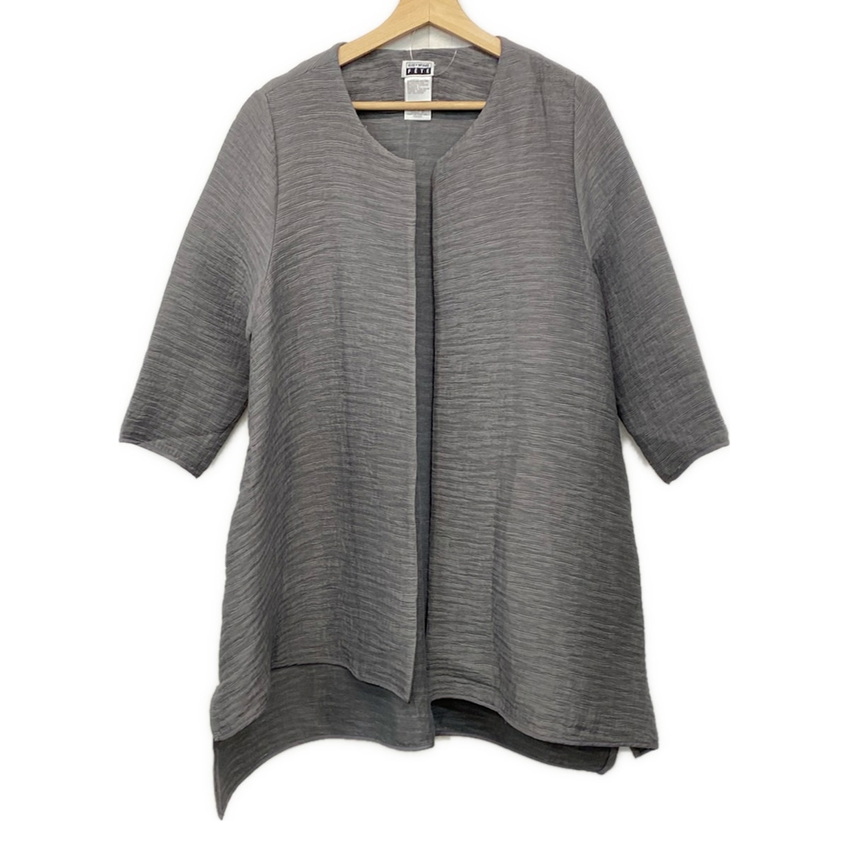 【中古】ISSEY MIYAKE FETE(イッセイミヤケフェット) 厚地の外套 長袖/筋目/春/秋 薄墨色