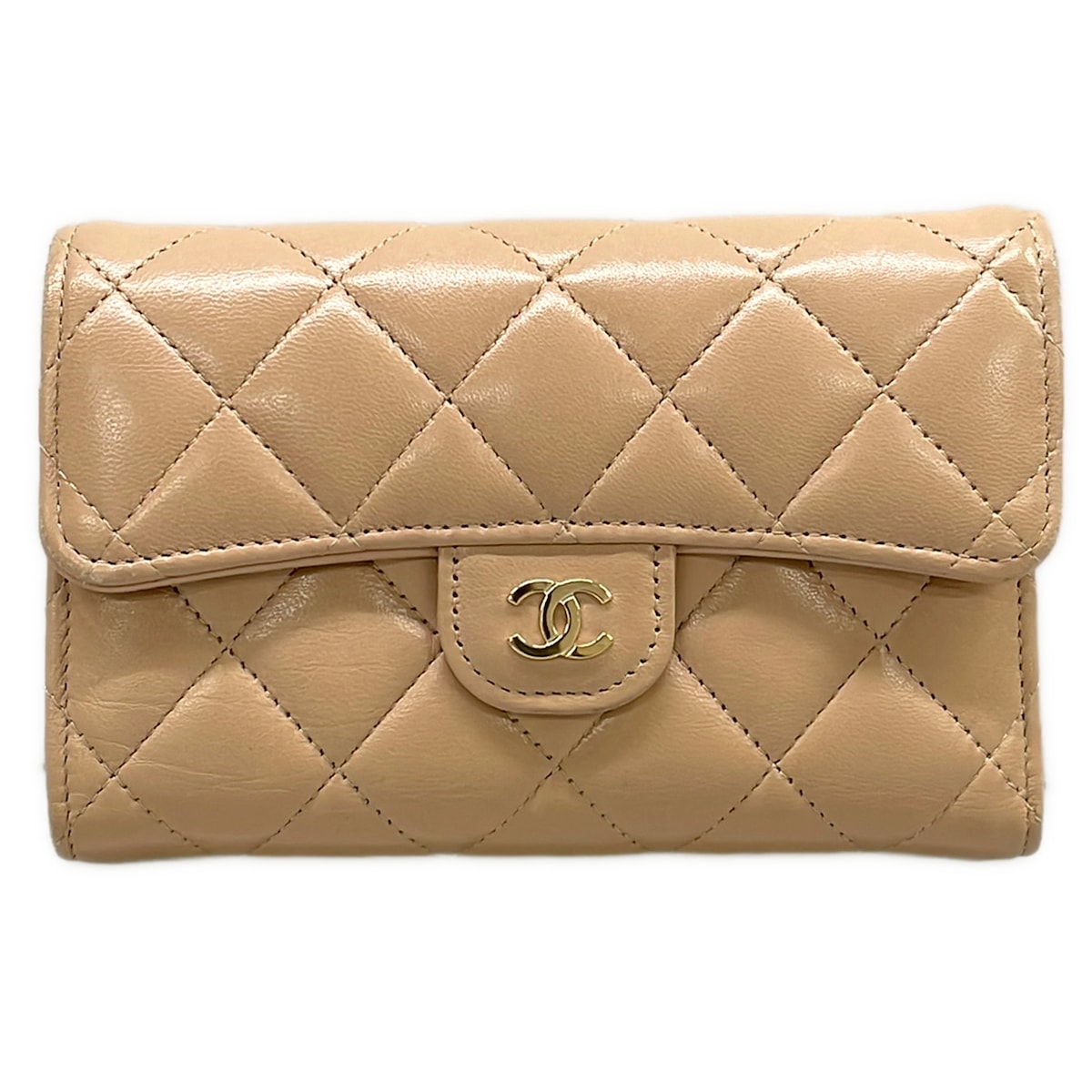 【中古】CHANEL(シャネル) マトラッセ 3つ折り紙入れ ココマーク/ゴールド金具 ベージュ 子ヒツジ人はだ