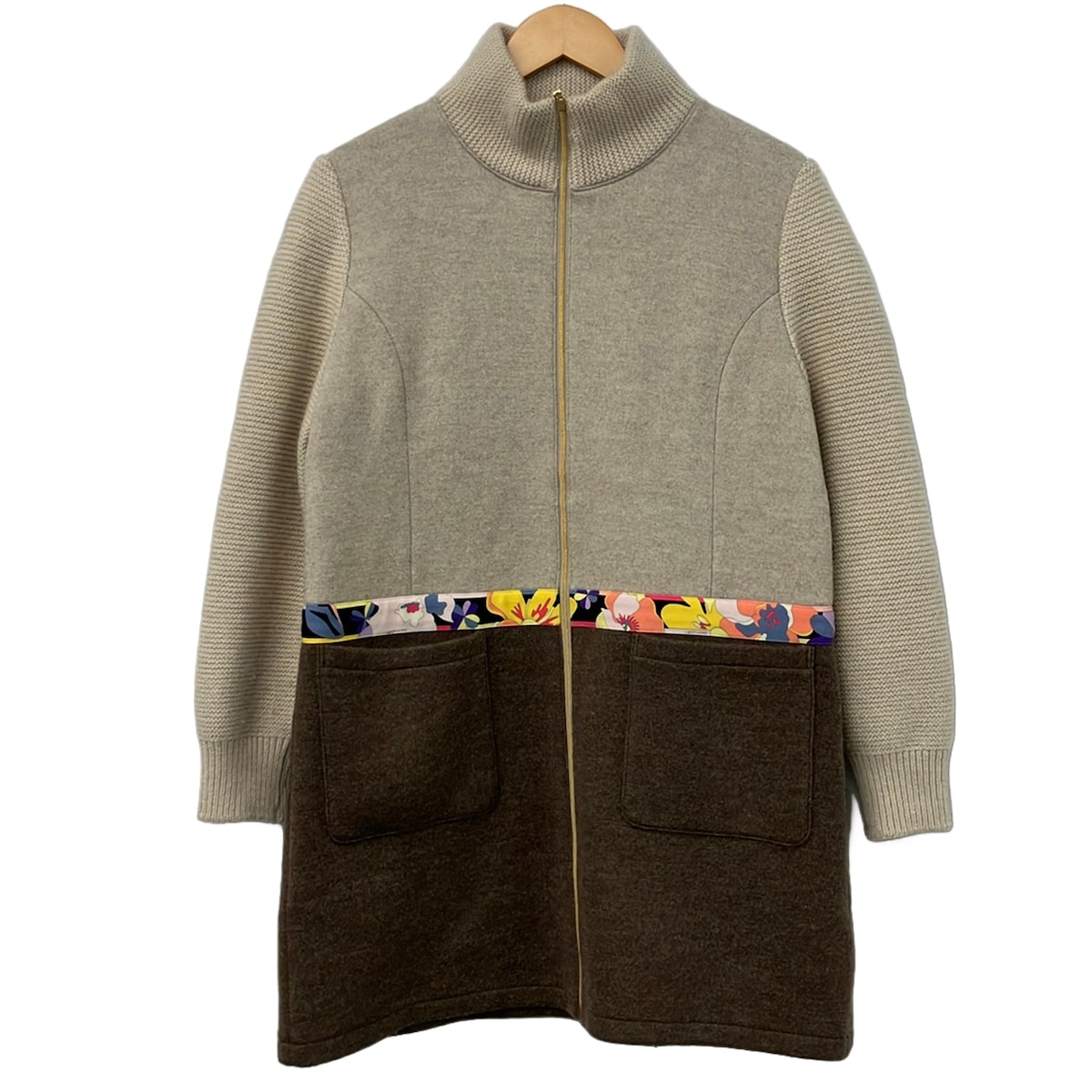 【新着】【中古】LEONARD SPORT(レオナールスポーツ) 厚地の外套 長袖/ジップアップ/花柄うつり変わり/春/秋 ベージュ×暗然たる赤銅色×マルチ