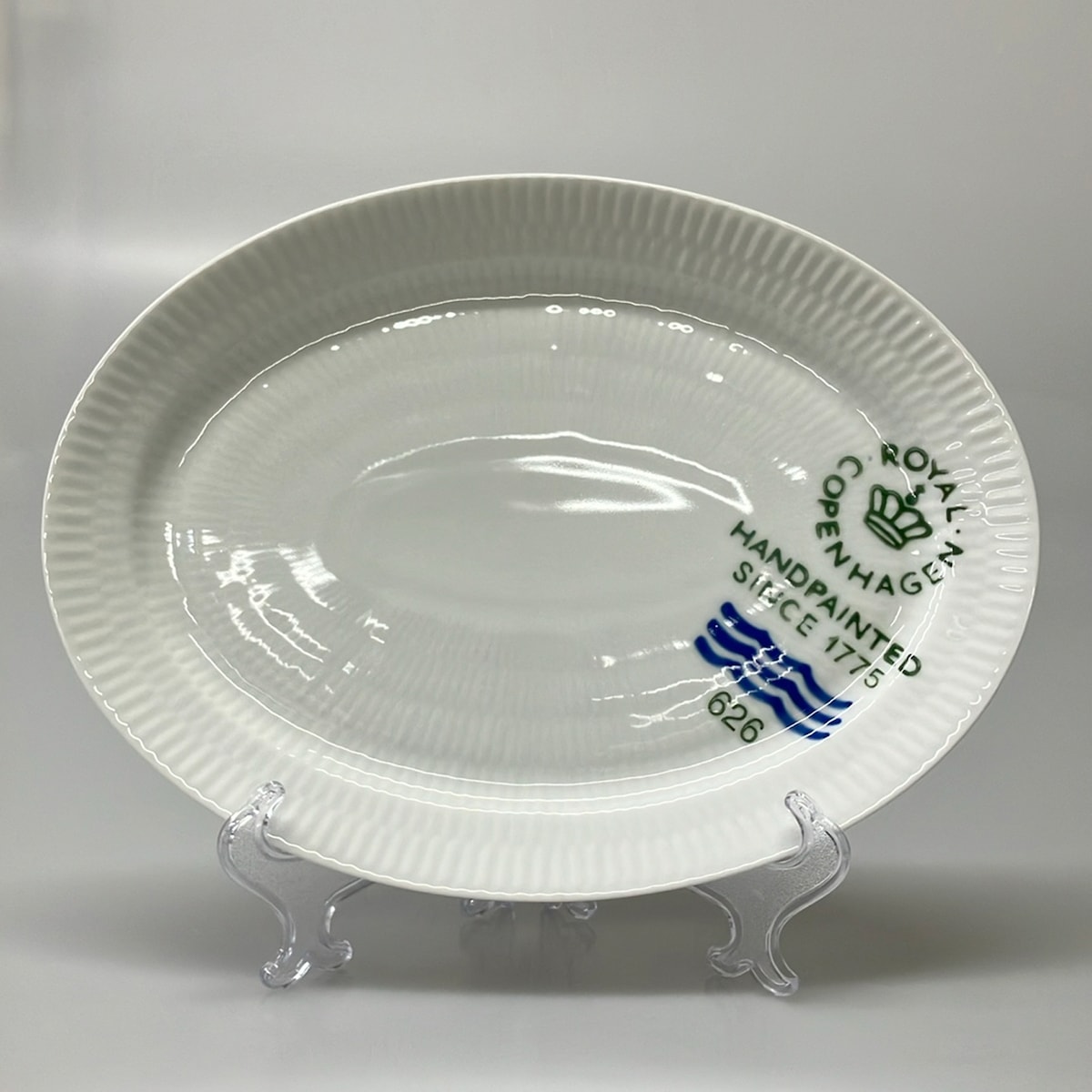 【新着】【中古】ROYAL COPENHAGEN(ロイヤルコペンハーゲン) 一皿 白×暗然たる緑であること×米国海軍