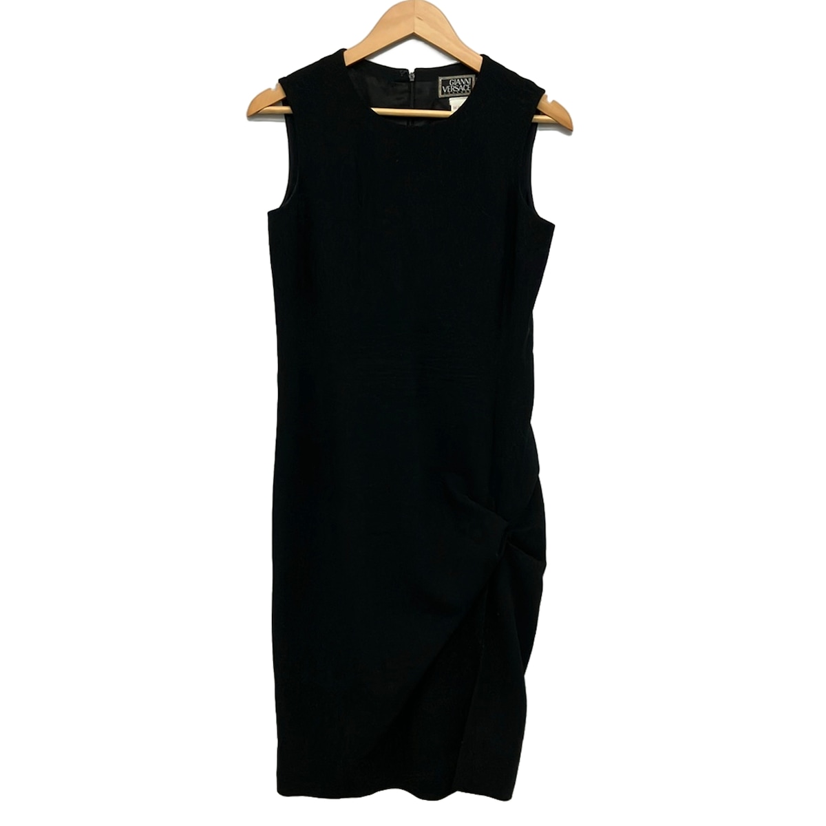 【中古】GIANNIVERSACE(ジャンニヴェルサーチ) 衣装 ノースリーブ/ロング 黒