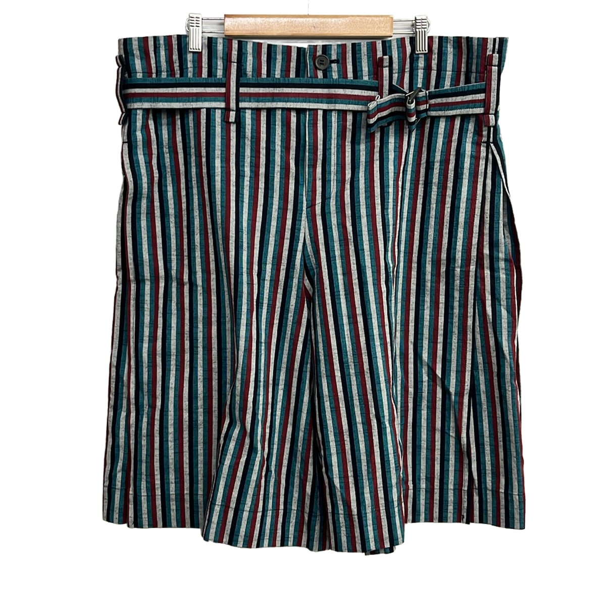 【中古】ISSEY MIYAKE MEN(イッセイミヤケメン) 二分の一ズボン下 縞模様 点火装置薄墨色×ボルドーワイン×マルチ