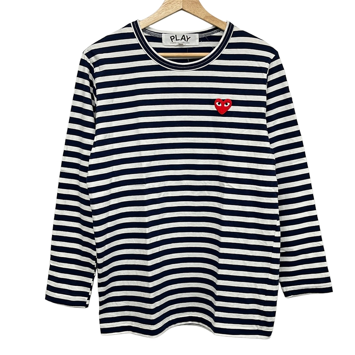 【中古】PLAY COMMEdesGARCONS(プレイコムデギャルソン) 長袖ティーシャツ 労働者の一団のど首/ハート型 ダークネイビー×白×マルチ