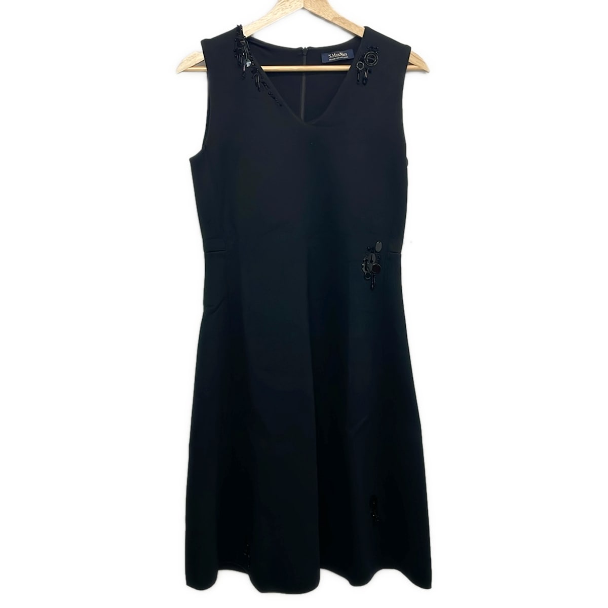 【新着】【中古】S Max Mara(マックスマーラ) 衣装 V素っ首/半袖/ひざ丈/ビーズ 黒
