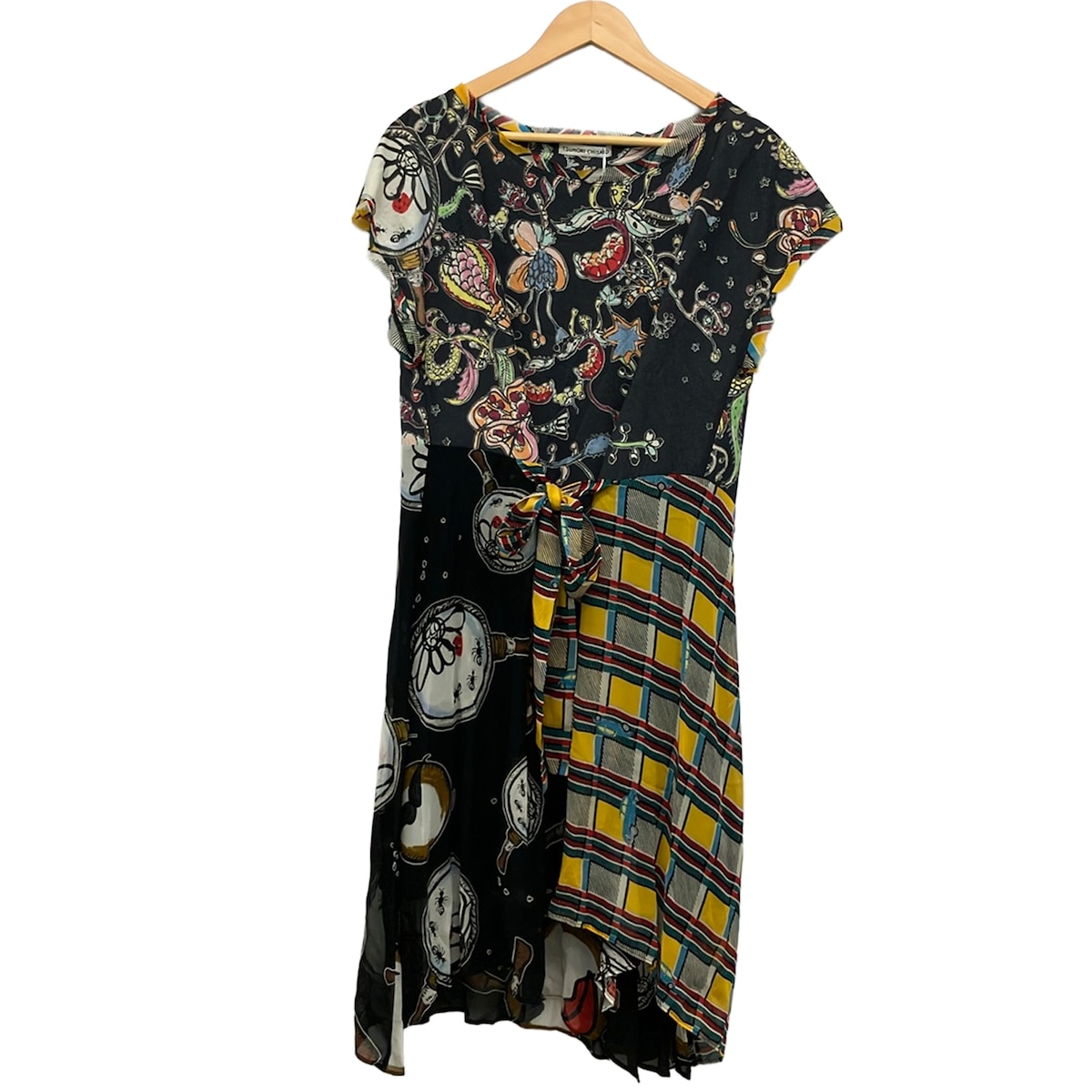 【中古】TSUMORI CHISATO(ツモリチサト) 衣装 労働者の一団のど首/半袖/ロング うす暗い薄墨色×黒×マルチ