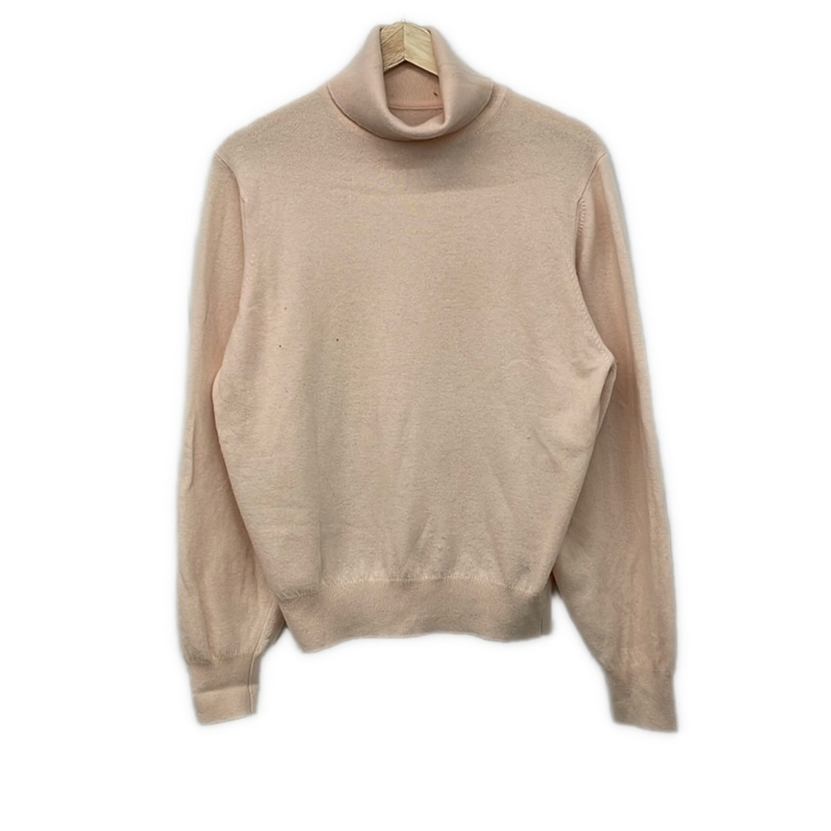 【新着】【中古】johnstons of elgin(ジョンストンズ) 長袖プルオーバー タートルネック/カシミール 点火装置さくら色