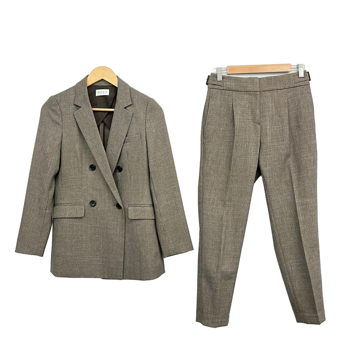 【新着】【中古】PLS+T(PLST)(プラステ) レディースパンツスーツ うす暗い赤銅色