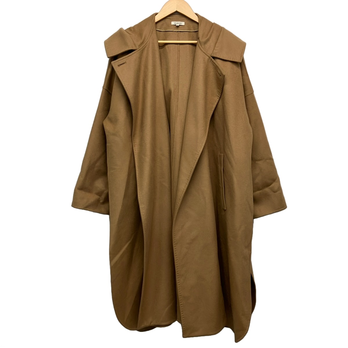 【新着】【中古】BLAMINK(ブラジャーミンクのコート) 厚地の外套 長袖/秋 ベージュ