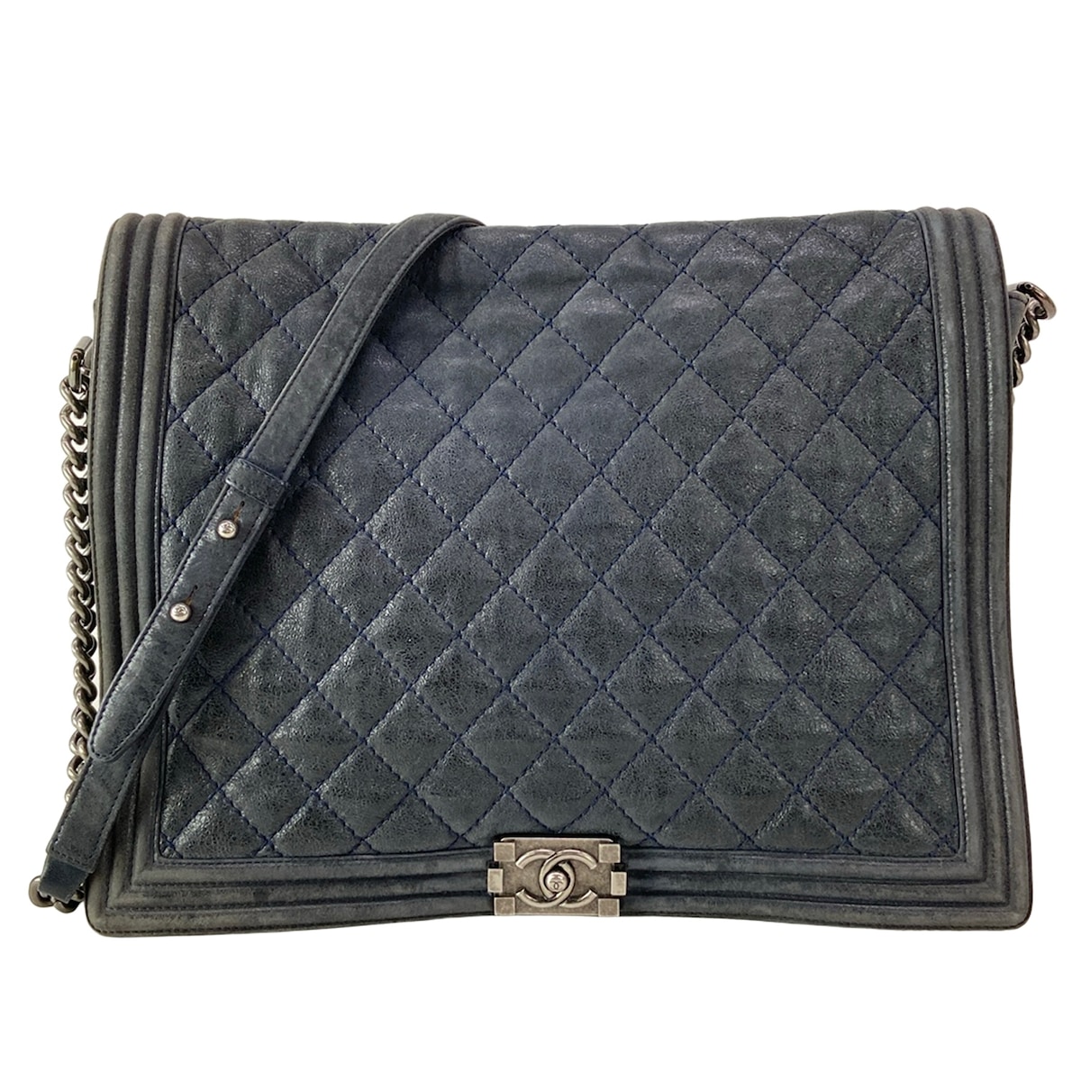 【新着】【中古】CHANEL(シャネル) 光の都市ダラス男の子 ショルダーバッグ チェーン店肩部/ヴィンテージシルバー金具 ダークネイビー なめし革