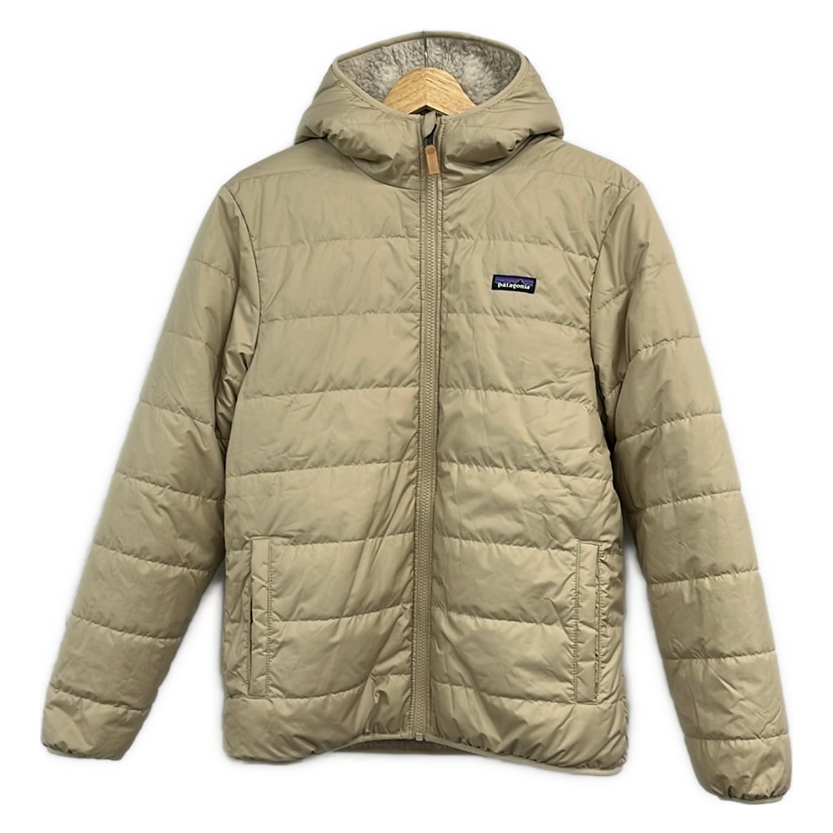 【新着】【中古】Patagonia(パタゴニア) 上衣 長袖/リヴァーシブル/ジップアップ/中綿/冬 ベージュ×象牙色