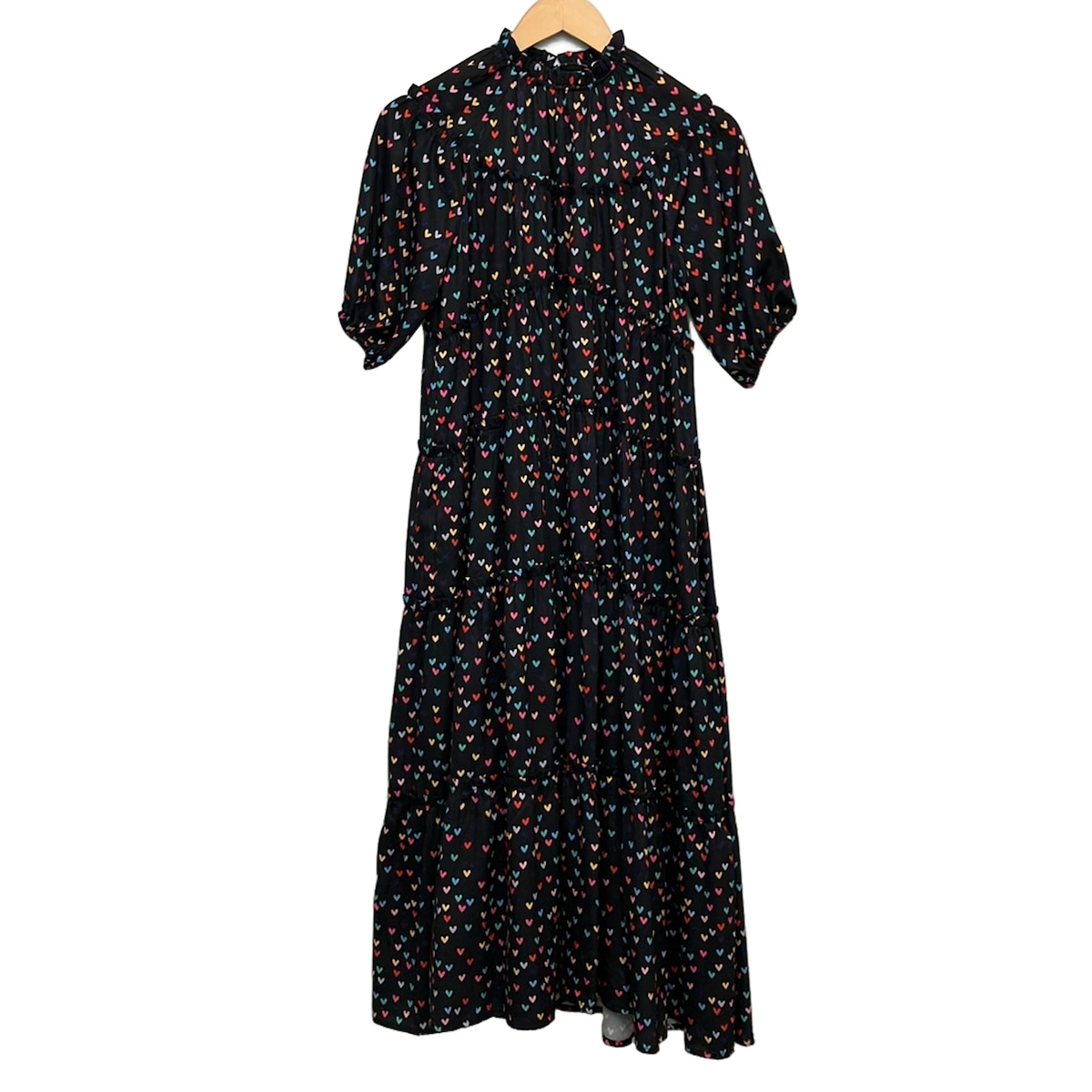 【新着】【中古】Sister Jane(ベビージェーン) 衣裳 労働者の一団のど首/半袖/ロング/ハート型柄/フラウンス/ギャザー/Chesty共同研究 黒×マルチ