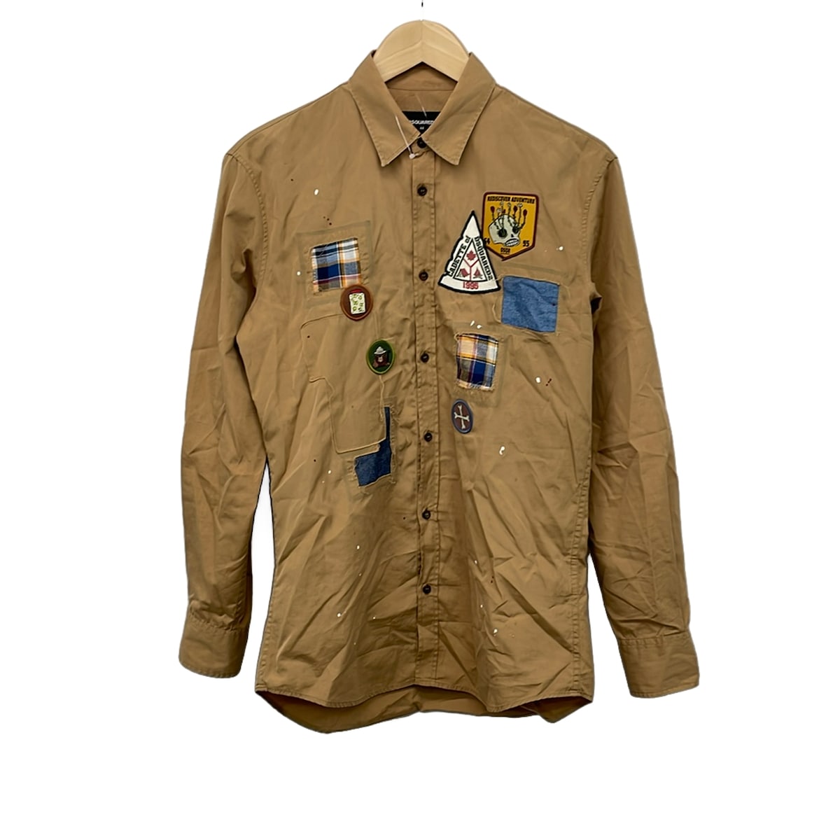 【新着】【中古】DSQUARED2(ディースクエアード) 長袖プルオーバー 紋章/パッチワーク/えの具工業/不都合工業 点火装置赤銅色×マルチ