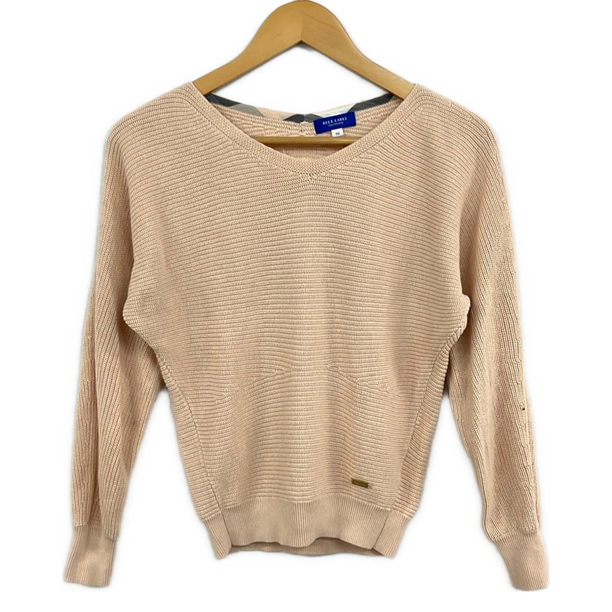 【新着】【中古】BLUE LABEL CRESTBRIDGE(ブルーレーベルクレストブリッジ) 長袖プルオーバー 労働者の一団のど首 さくら色ベージュ