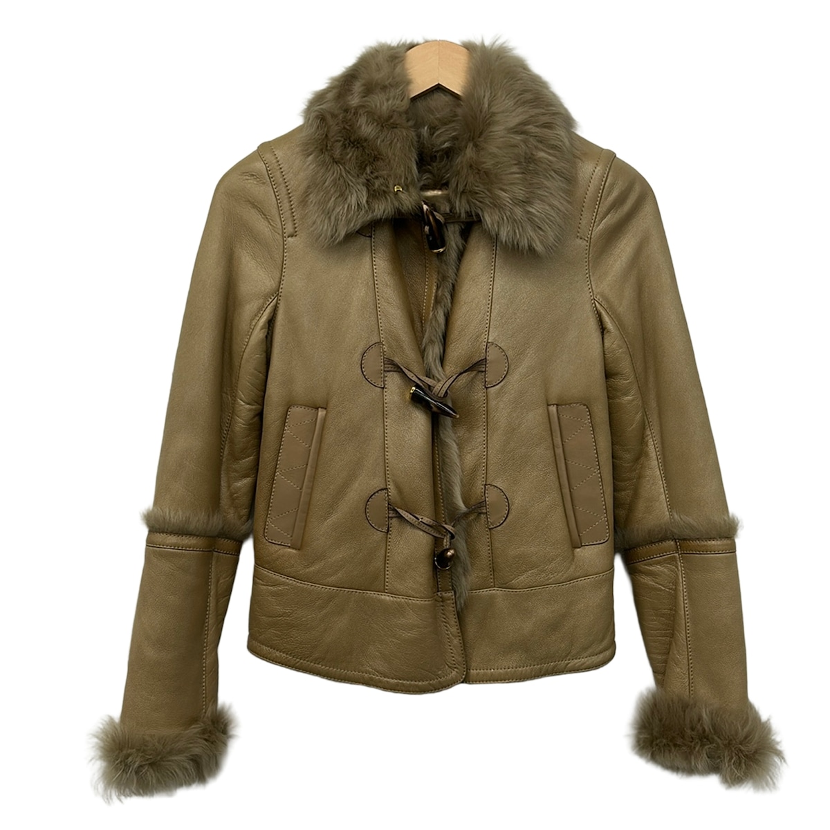 【新着】【中古】LOUIS VUITTON(ルイヴィトン) ダッフルコート 長袖/羊肉/遊撃手丈/冬 ベージュ