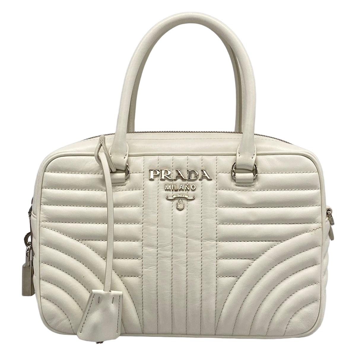 【中古】PRADA(プラダ) ダイアグラム ハンドバッグ キルティング 白 レザー|ブランディア 店