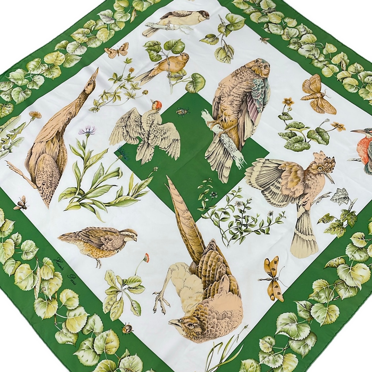 【新着】【中古】HERMES(エルメス) カレ90 えり巻き la vie au grand air 白×ライトグリーン×マルチ