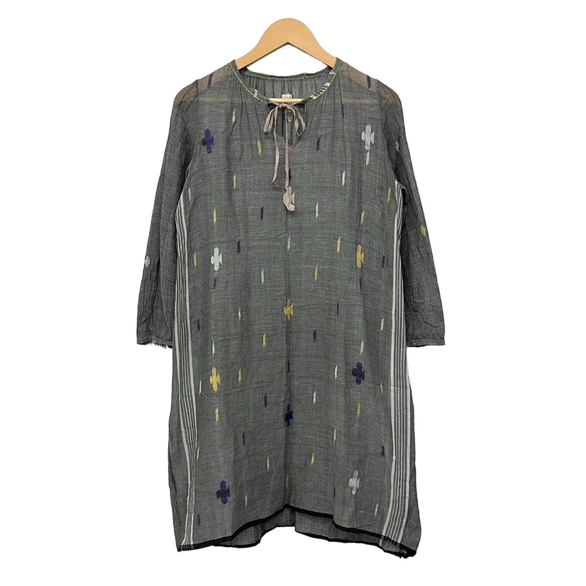 【新着】【中古】dosa(ドーサ) 衣装 Vのど頚/長袖/ひざ丈/カクテルドレスルー 薄墨色×パープル×マルチ