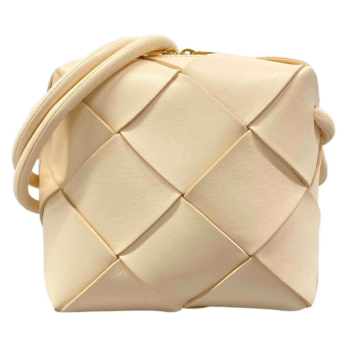 【新着】【中古】BOTTEGA VENETA(ボッテガヴェネタ) ミニ テープ 写真機御徒面子 ショルダーバッグ マカロン(点火装置ベージュ) 子ヒツジ素はだ