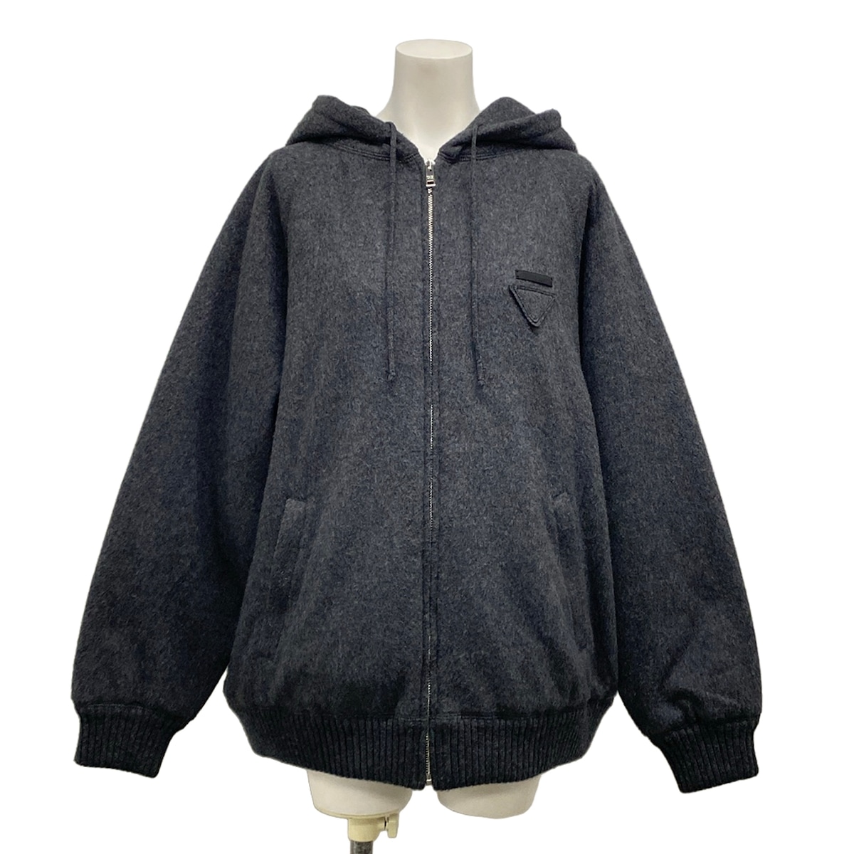 【中古】PRADA(プラダ) ブルゾン 長袖/フード付き/中綿/秋/冬 ダークグレー ウール、カシミヤ|ブランディア 店