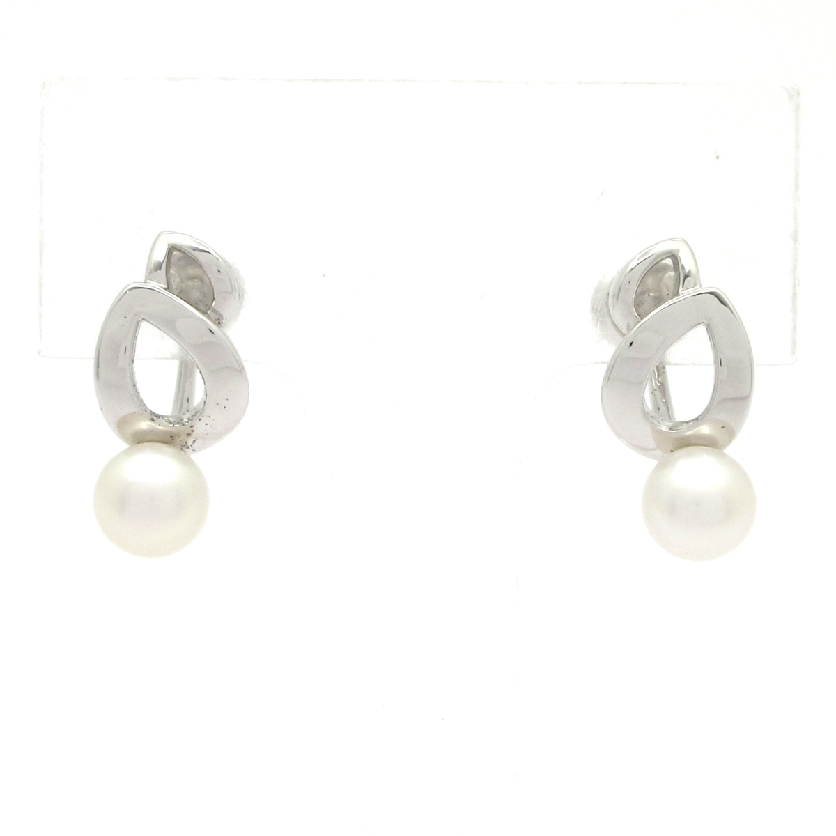 【新着】【中古】mikimoto(ミキモト) イヤリング シルバー&times;白｜ブランディア　店