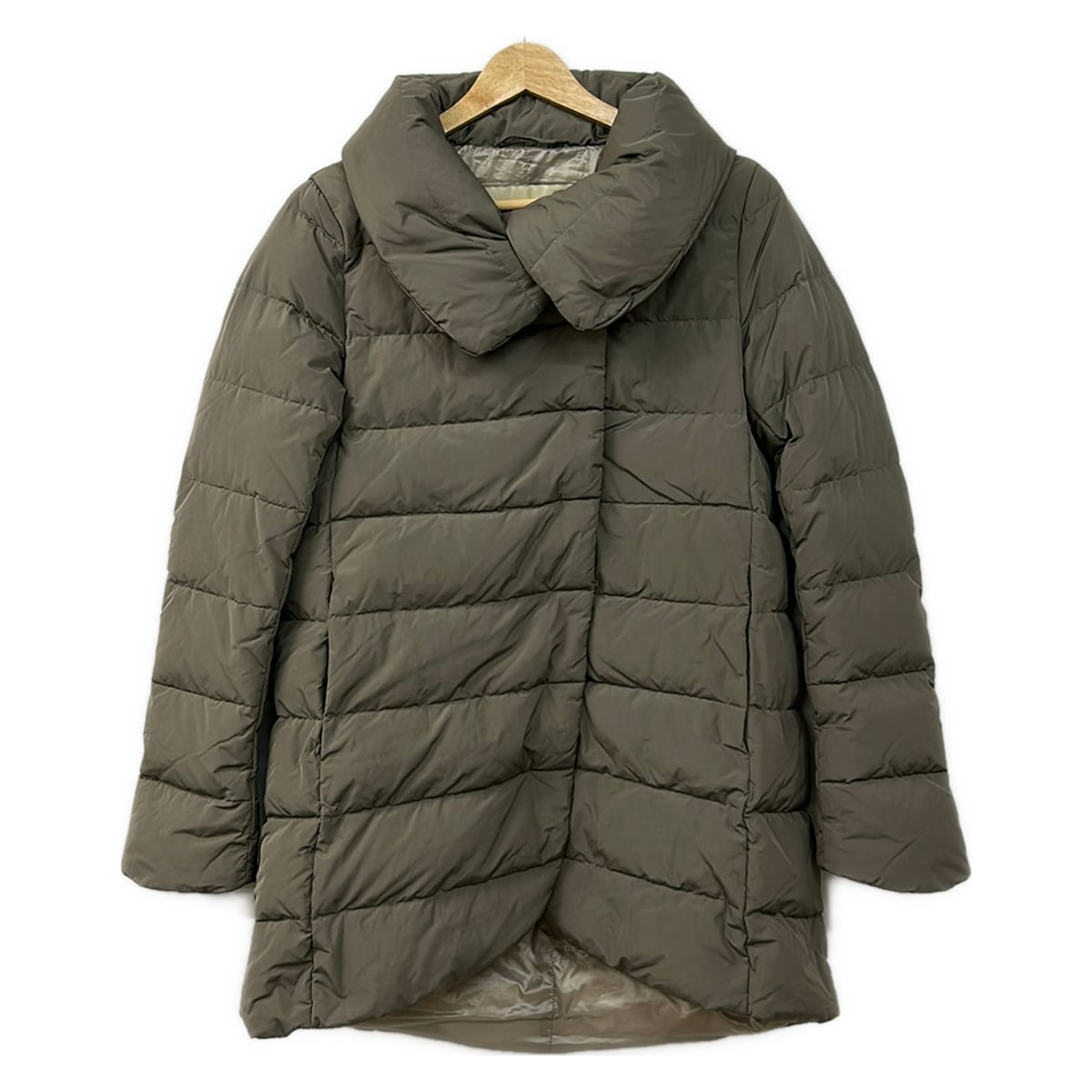 【新着】【中古】HERNO(ヘルノ) ダウンコート 長袖/POLAR-TECH/冬 ダークグレー｜ブランディア　店