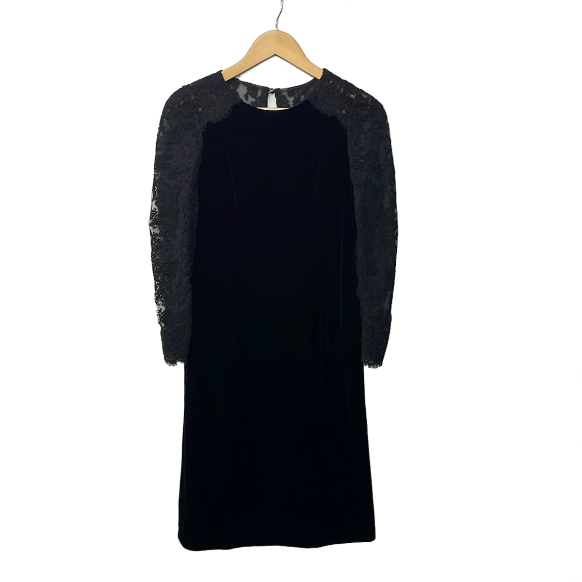 【新着】【中古】Rene(ルネ) ワンピース クルーネック/長袖/ロング/ベロア/レース 黒|ブランディア 店