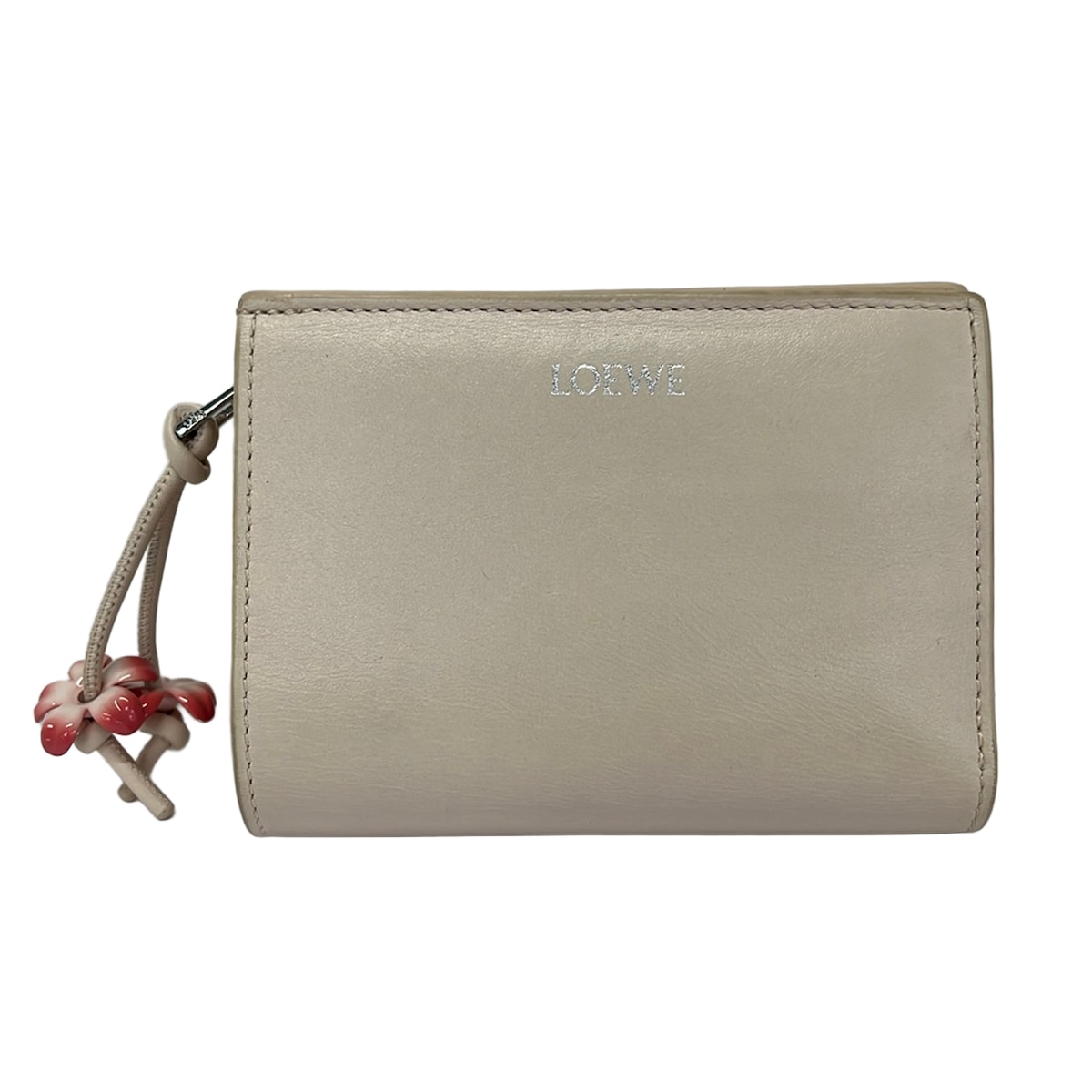 【新着】【中古】LOEWE(ロエベ) 2つ折り財布 フラワー(花) ベージュ レザー｜ブランディア　店