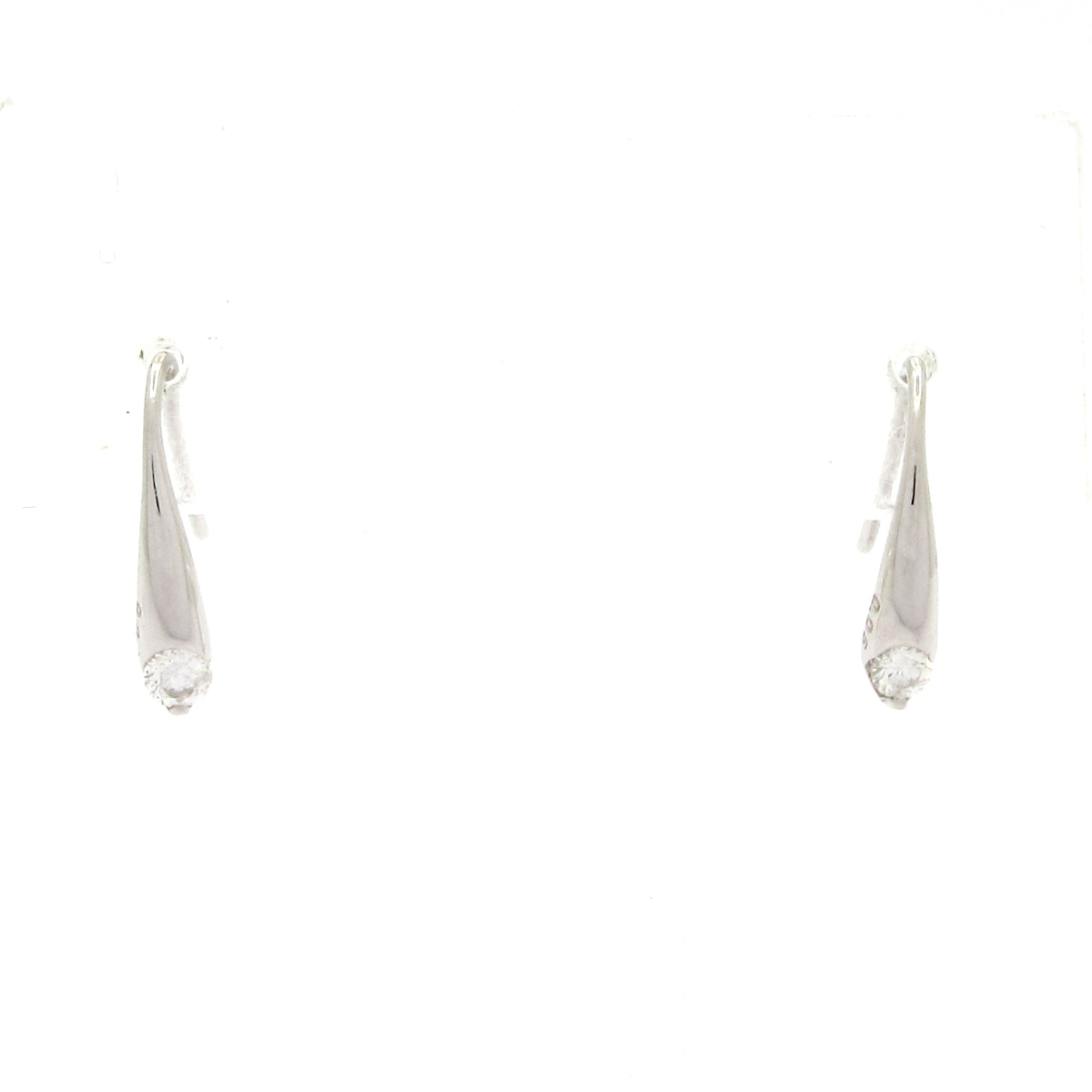 【新着】【中古】Unbranded() ピアス ダイヤ計0.10ct(片側1Pダイヤ/0.05ct)/総重量0.9g Pt900×ダイヤモンド|ブランディア 店