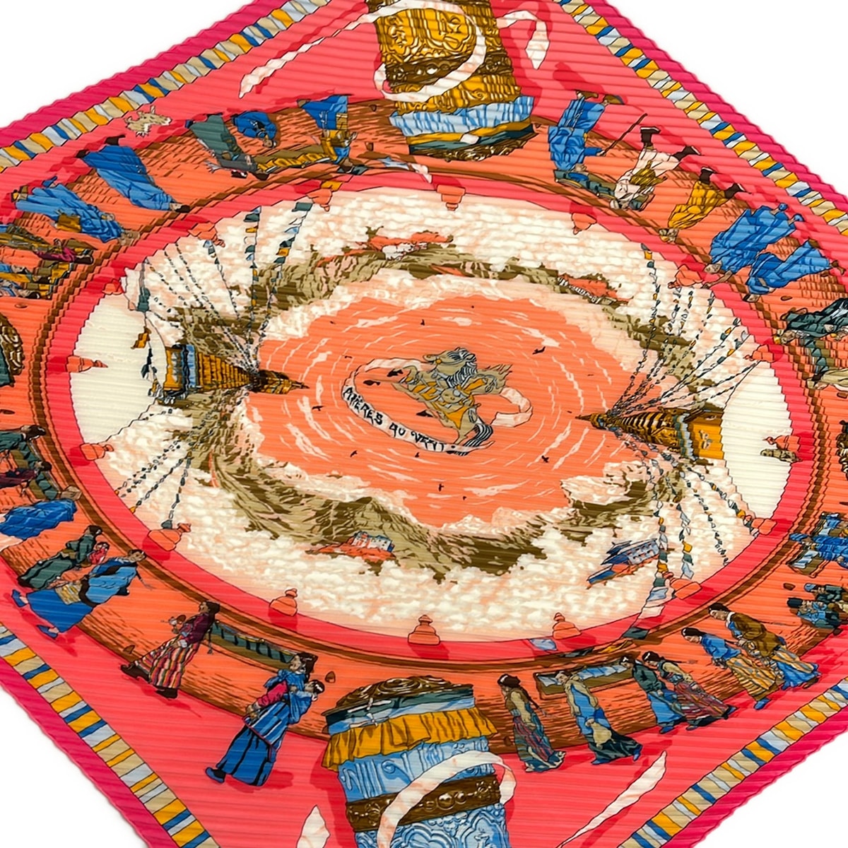 【中古】HERMES(エルメス) ロサンジュ えり巻き 筋目/PRIERES 金 VENT（風の中の祈とう） サクラ色×マルチ