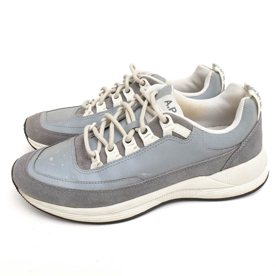 A.P.C. ローカットスニーカー アーペーセー TECHNO HOMME カーフスキンスエード 牛革 【中古】｜ブランディング