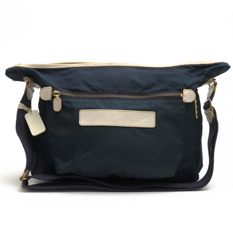 未使用級✨フェリージ 9362 レザー　ショルダーバッグ ブラック Felisi ショルダーバッグ (フェリージ) 9362/DS メンズ レディース