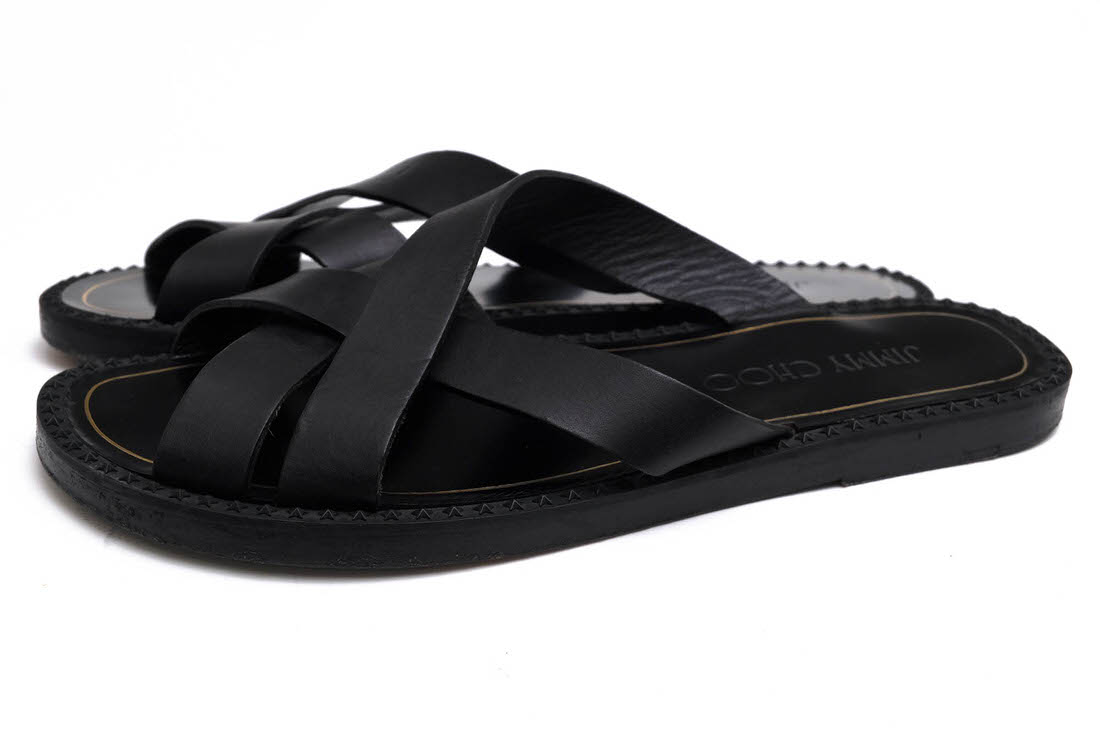 ジミーチュウ　JIMMY CHOO 黒 星スタッズサンダル　新品未使用 FAYENCE SANDAL | パール付き Black スムースレザー・フラット