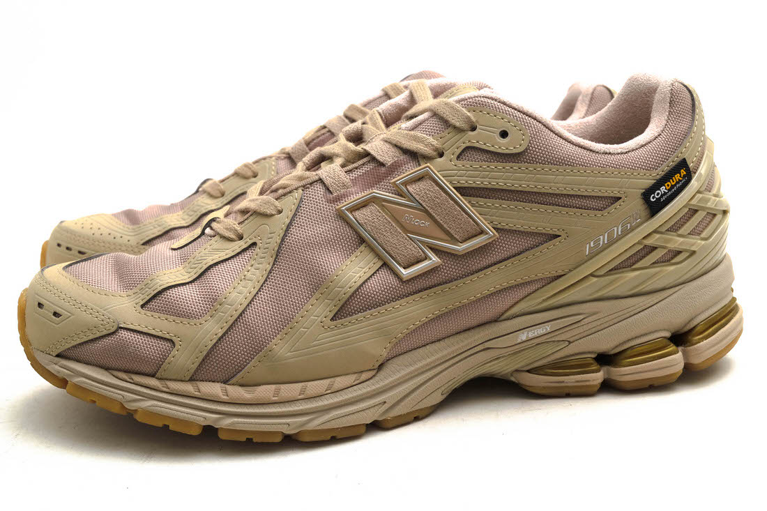 NEW BALANCE ローカットスニーカー ニューバランス 1906R Cordura Pack Beige コーデュラナイロン 【中古】