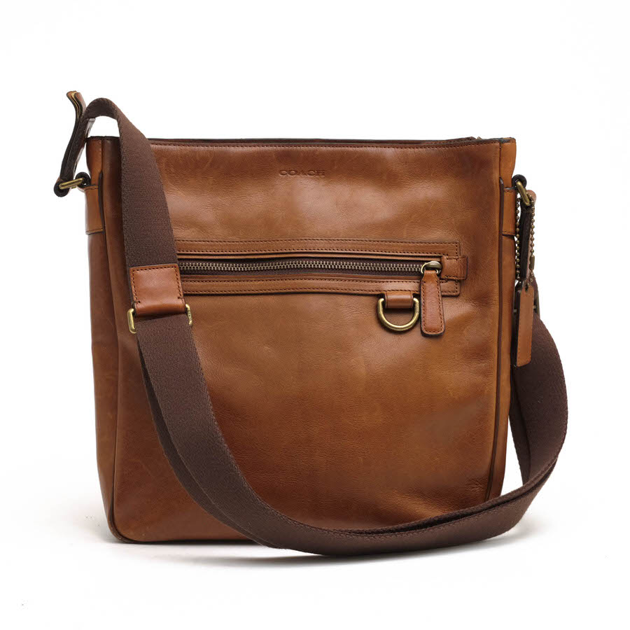 COACH ショルダーバッグ コーチ 70488 Bleecker Leather Field Bag ブリーカー フィールド バッグ ソフトポートレザー 牛革 定番 【中古】