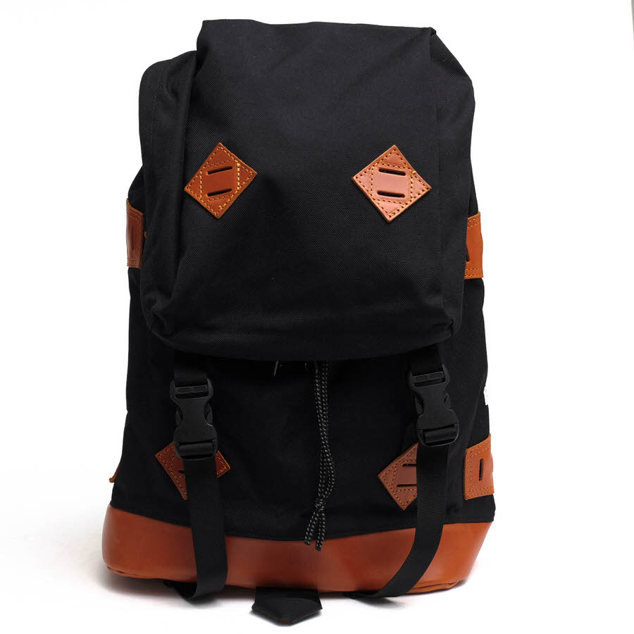 Victim リュック ヴィクティム VTM-11-A-047 MOUNTAIN BACKPACK コーデュラナイロン 牛革 カウレザー デイパック 【中古】