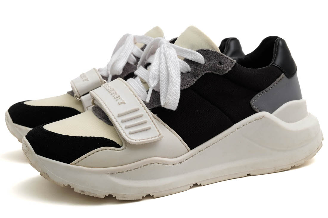 BURBERRY ローカットスニーカー バーバリー 8005364 REGIS M LOW 一部牛革 ダッドスニーカー 【中古】