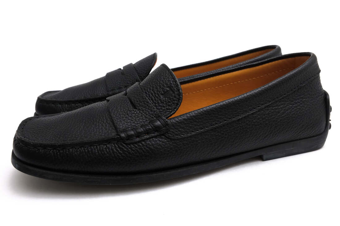TOD\u0027S ドライビングシューズ トッズ XXW42K000105J1B999 Gommino Driving Shoes インチ Leather ゴンミーニ 牛皮 コインローファー型  【中古】