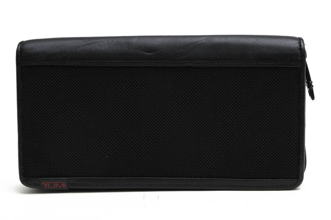 美品 TUMI トゥミ ラウンドファスナー財布 ジップ ウォレット 楽天市場】トゥミ TUMI 財布 長財布 ラウンドファスナー 小銭