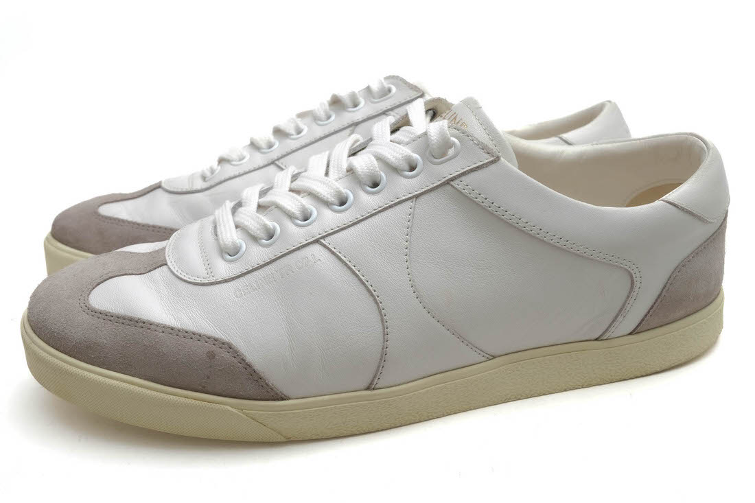 CELINE ローカットスニーカー セリーヌ 340483481C 01WG TRIOMPHE SNEAKERS 牛皮 子ウシ ジャーマントレーナー  【中古】