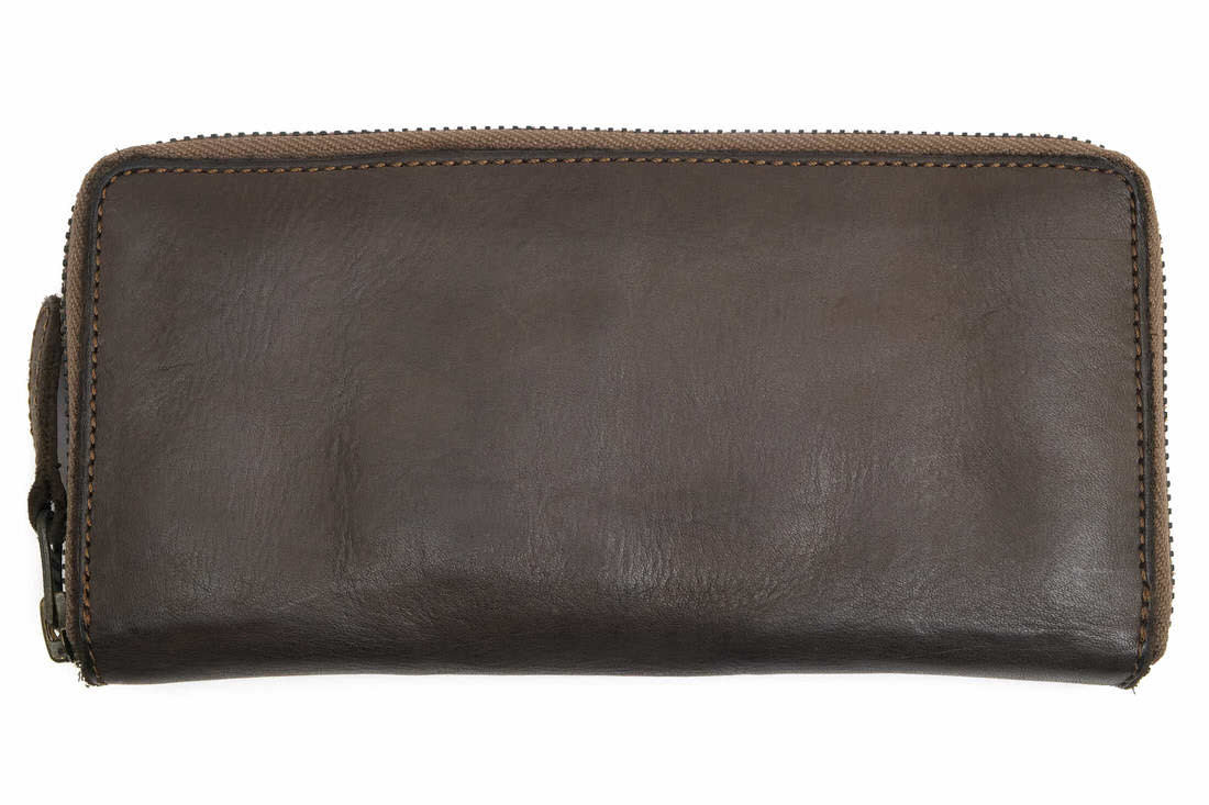 CHRISTIAN PEAU 長紙入れ クリスチャンポー B-004VCW cow leather 牛皮  御釣り入れあり ユニ一発やる 男女兼用 ラウンドジップ ラウンドジッパー 【中古】