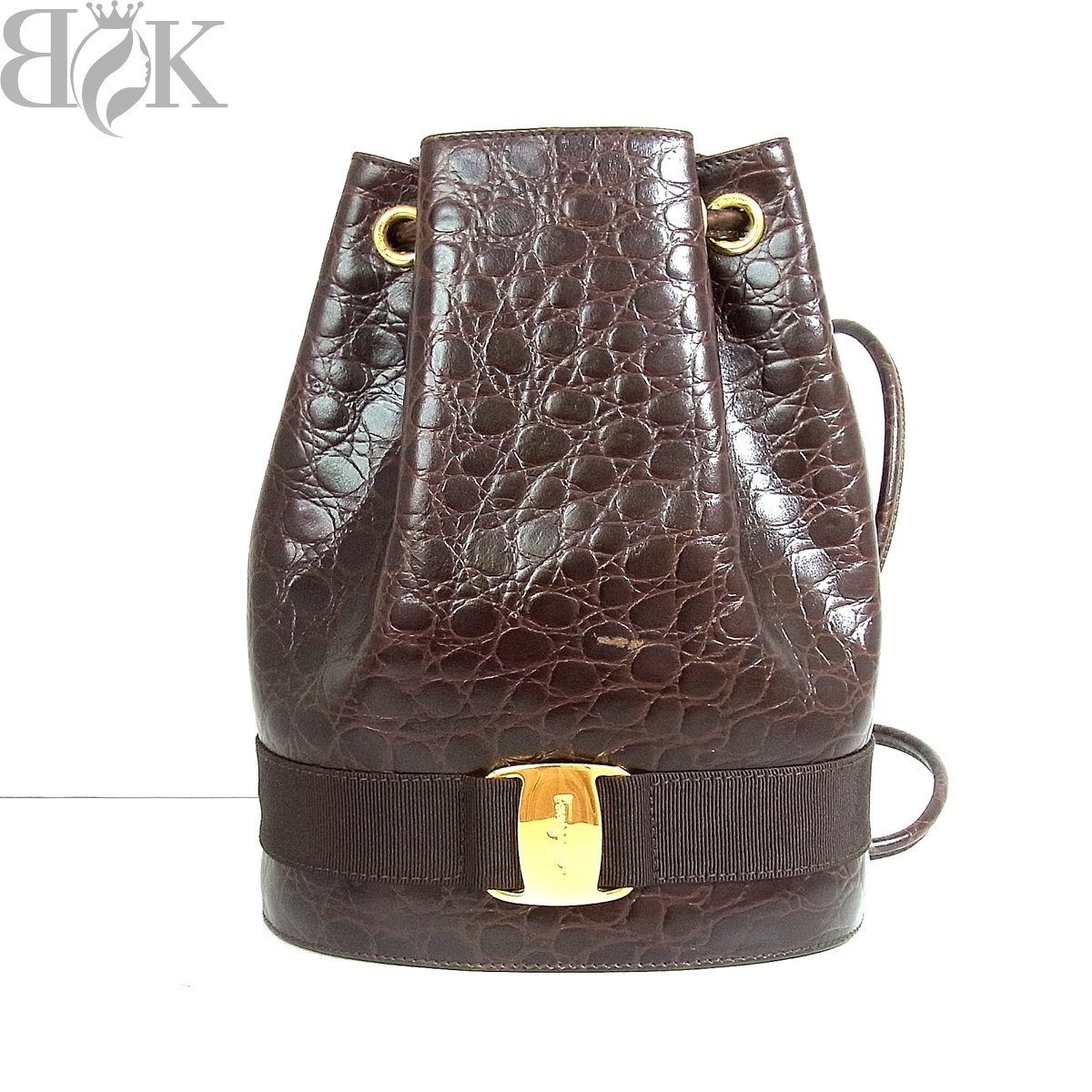 SalvatoreFerragamo✨型押し巾着ミニリュック　ヴァラ　ガンチーニ SalvatoreFerragamo✨型押し巾着ミニリュック ヴァラ ガンチーニ